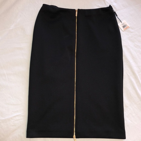 Calvin Klein Dresses & Skirts - Calvin Klein black pencil skirt
